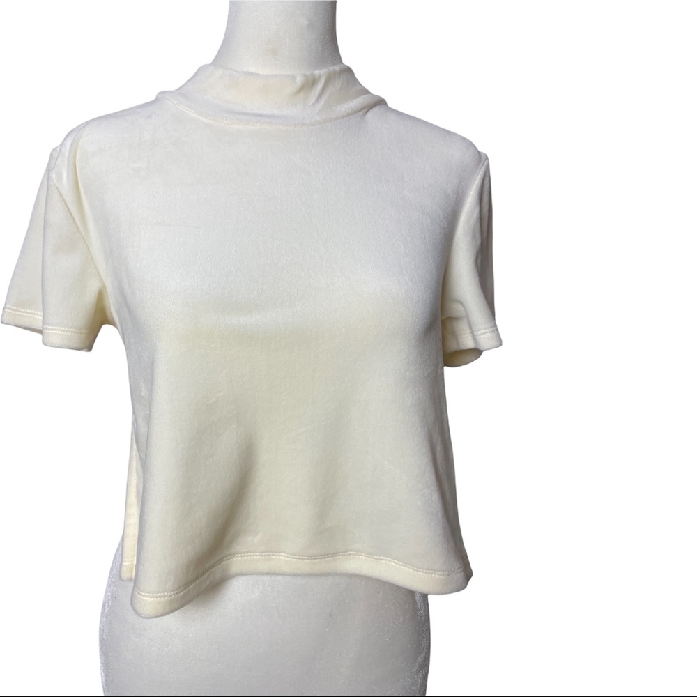 White crop top